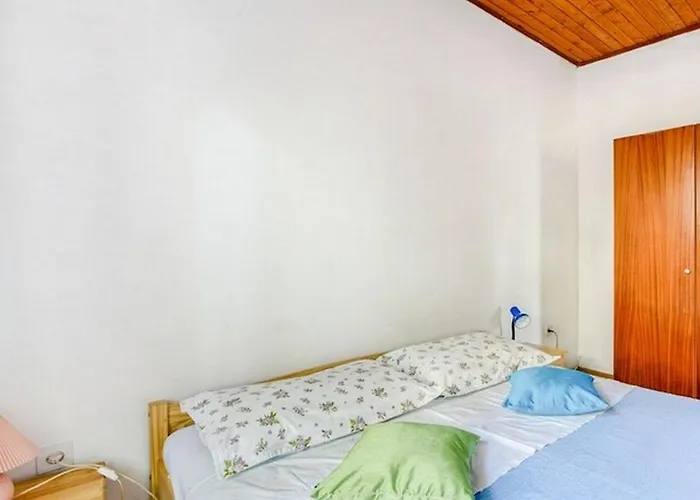 Appartement Katin Kutak Brodarica (Sibenik-Knin)