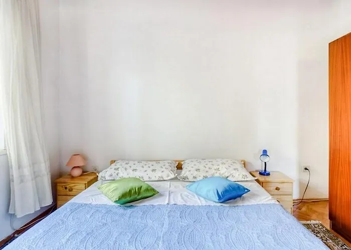 דירה Katin Kutak