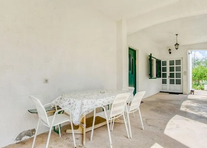 Katin Kutak * Brodarica (Sibenik-Knin)