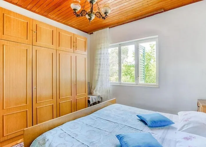 דירה Katin Kutak